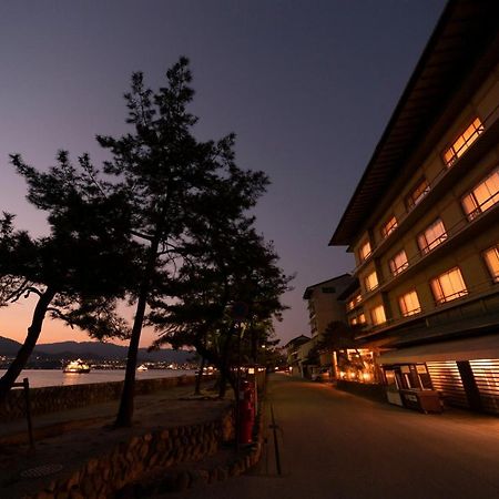 Hotel Miya Rikyu Hatsukaichi Bagian luar foto