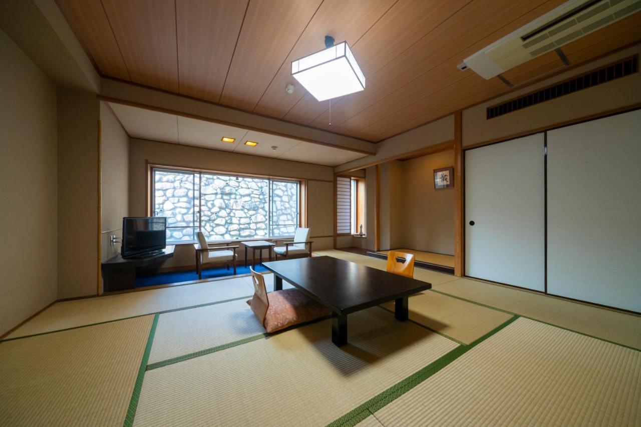 Hotel Miya Rikyu Hatsukaichi Bagian luar foto