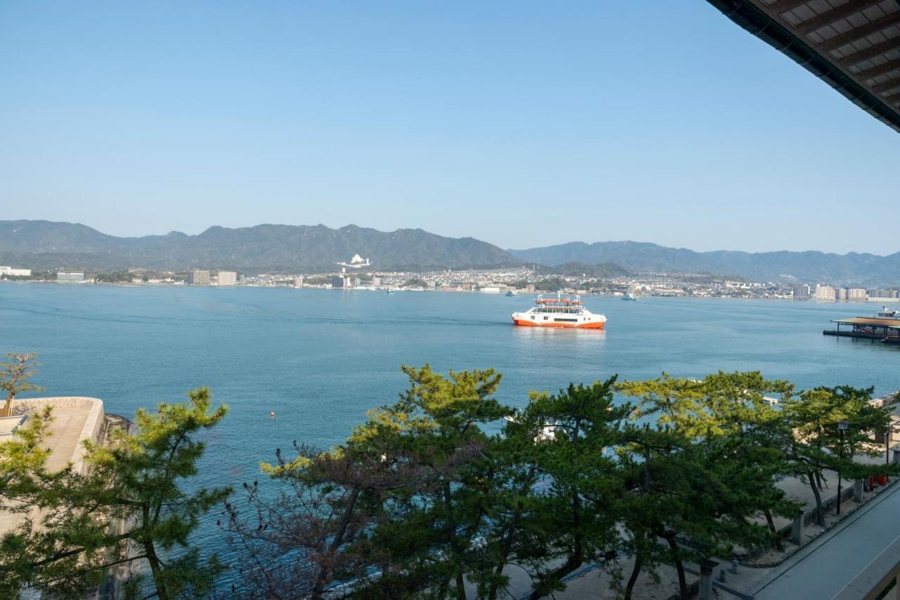 Hotel Miya Rikyu Hatsukaichi Bagian luar foto